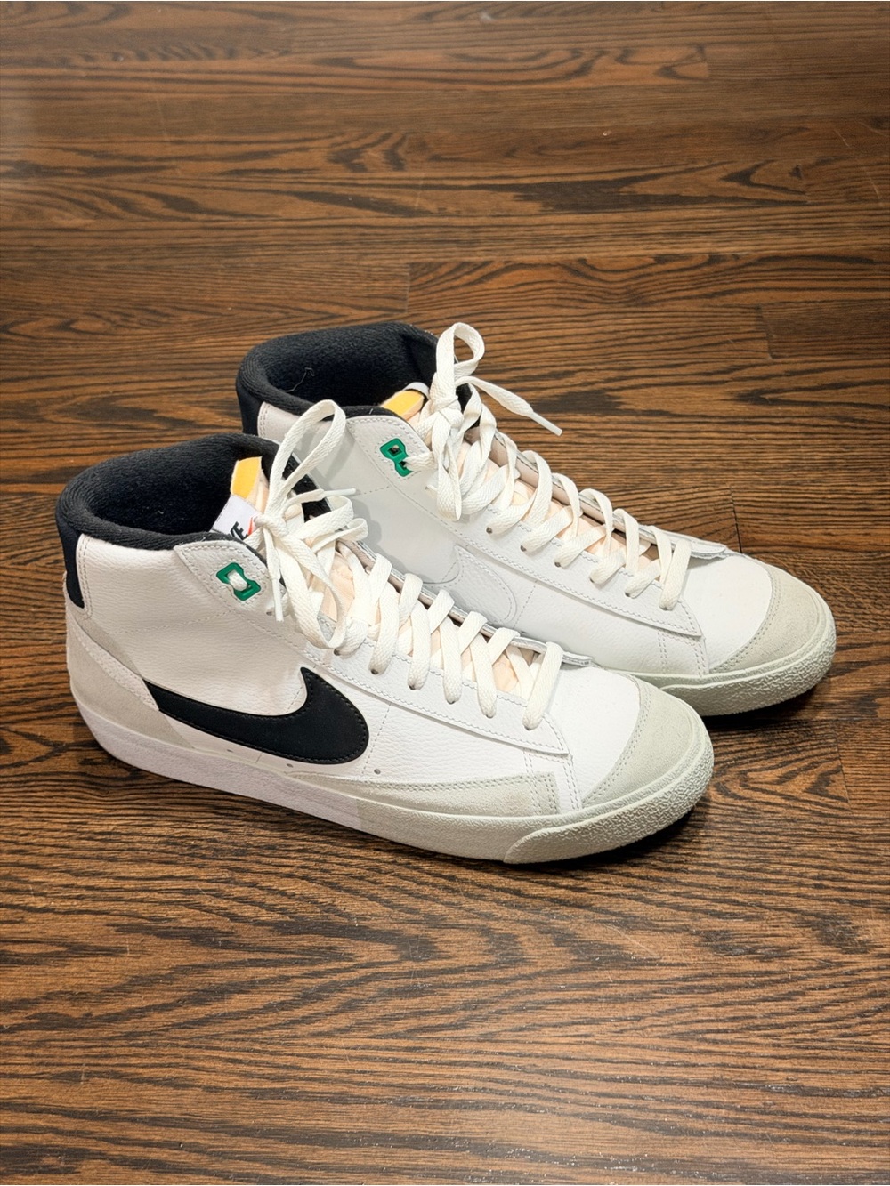 Nike Blazer Mid Leather Sneakers White Black Green Men’s Size 10.5 DQ5422-100